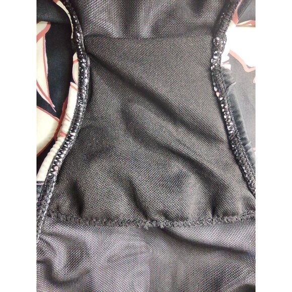 In the Style Women's Black and Cream Floral 2-piece Bikini Set Size 26 NWT - Picture 10 of 16